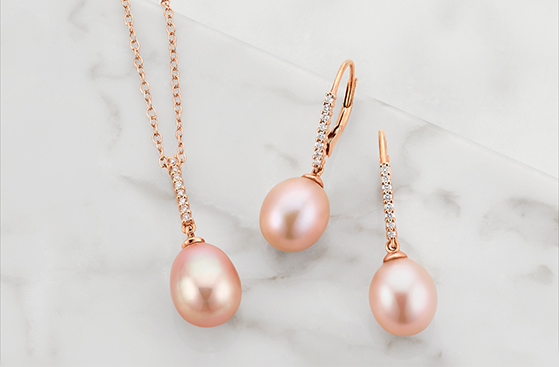 Pearl jewelry. Pearl jewelry.